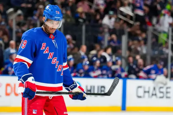 New York Rangers GM Chris Drury faced with a difficult decision that will forever change the organiz