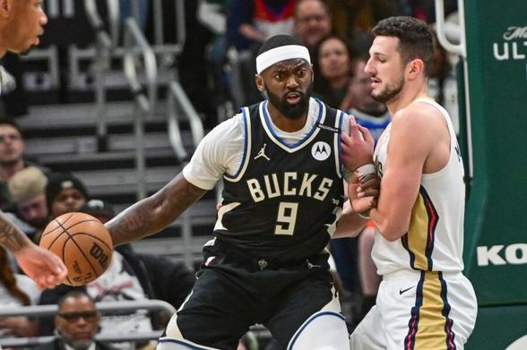 Central Notes: Pistons Approach, Pistons Draft, Portis, Buzelis