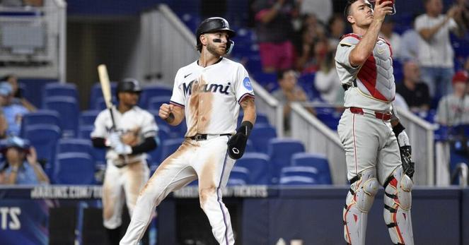 Cast away: Marlins 8, Phillies 3