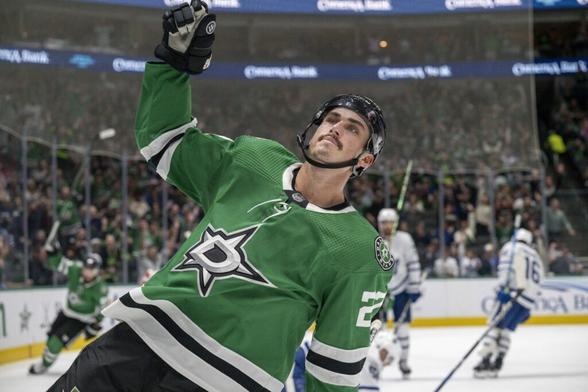Toronto Maple Leafs Officially Linked Former Player and Heavy Power Forward