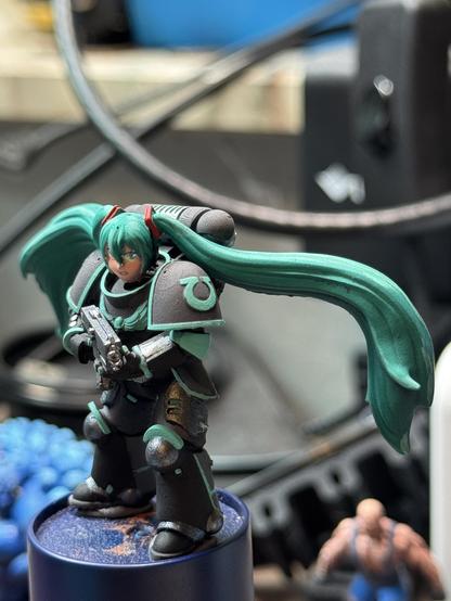 A little close up of the space marine Miku to show the face a bit better.