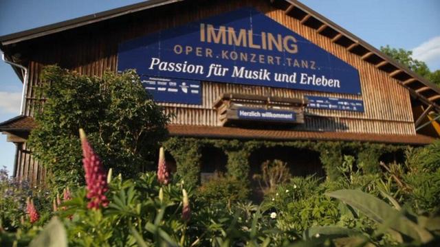 Die Opernscheune von Gut Immling