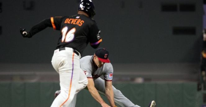 Raffy Devers joins Giants, but is not enough to help beat Mighty Guardians