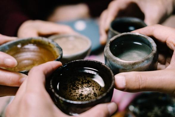 Sake vending machine comes to Japanese rail station