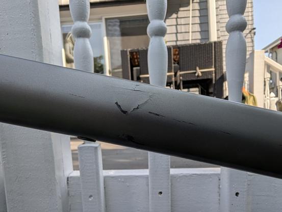 Crack on top tube of a carbon bike frame