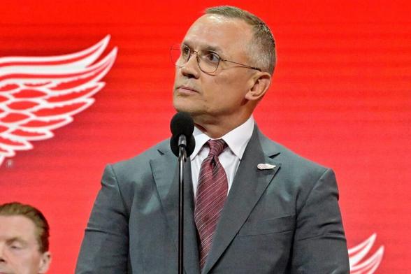 The Red Wings desperately need to swing big this summer 