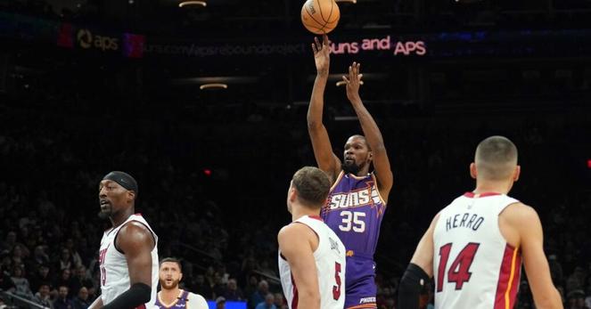 Mock Trade: Miami’s path to Kevin Durant could depend on including Kel’el Ware