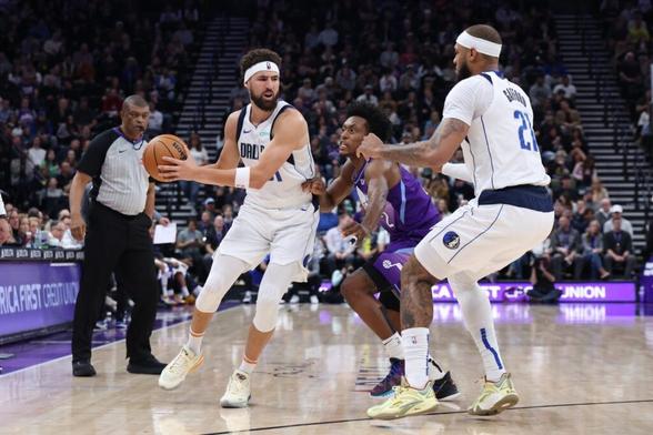 Jazz, Mavs Have ‘Discussed’ Big Time Trade