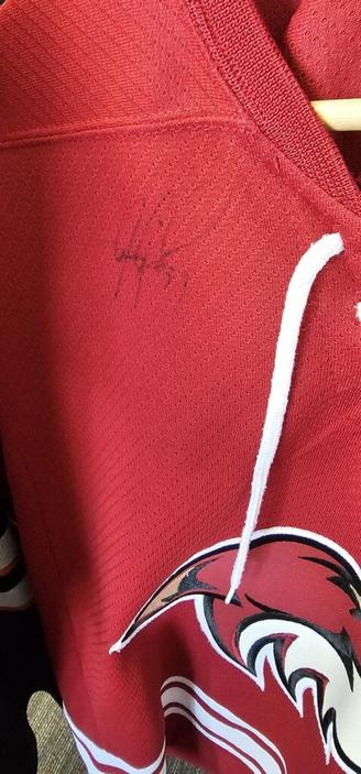 Whose signature is this. Found in a vintage store sold as is.