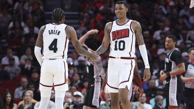How aggressively should Houston chase Kevin Durant?