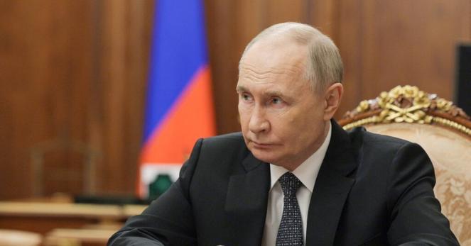プーチン氏、ロシアがＮＡＴＯ攻撃を計画という考え「ナンセンス」 | ロイター