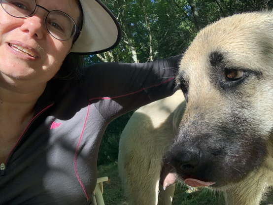 Selfie with the dog Blep