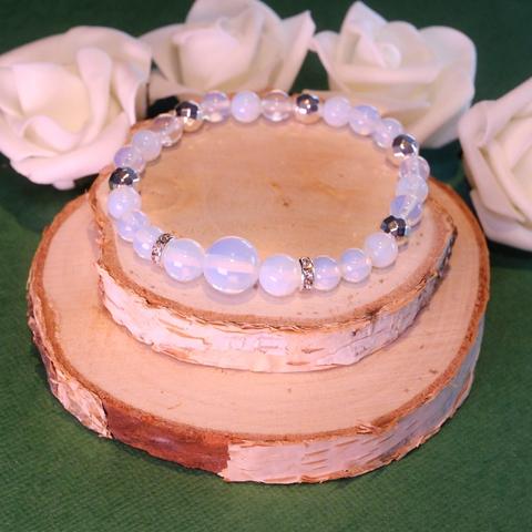 Bracelet fabriqué à la main par l’artisane Québécoise Cindy Cinnamon et disponible à la BijouterieBrillance.com