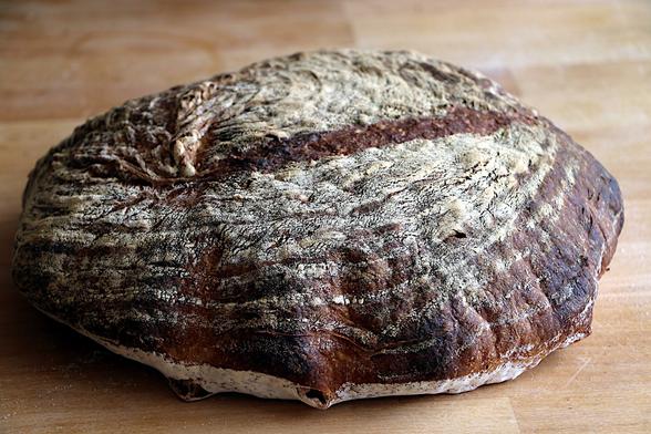 Side view of the whole loaf before cutting