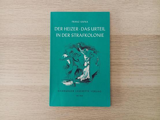 Fotografía en color de «Der Heizer - Das Urteil - In der Strafkolonie», de Kafka