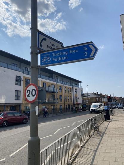 Directions for cyclists in London-Tooting