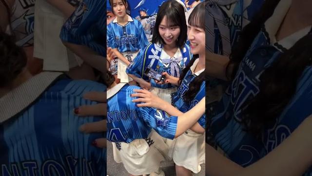 AKB48 #倉野尾成美 #山内瑞葵 #長友彩海 スターマンの可愛い撮り方発見👀💙 やさしくてかわいい世界だ🌎笑 #横浜denaベイスターズ