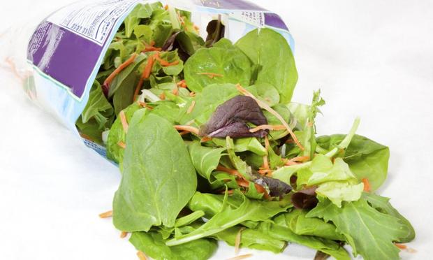 Una imagen de archivo de una bolsa de ensalada (Getty Images/iStockphoto)