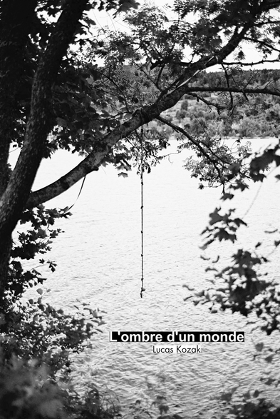 Couverture de mon recueil dans sa seconde édition, publié en 2019.

Photo réalisée près de Gérardmer, où une corde accroché à un arbre permet de sauter dans le lac. Photographie en monochrome.