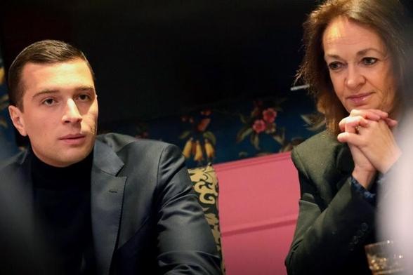 Jordan Bardella et Caroline Parmentier lors des voeux de la député à Bethune en Janvier 2023. © Photo Alain Robert / Sipa
