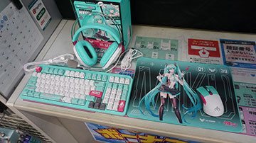 ASUS TUF Gaming×初音ミクコラボのゲーミングデバイスが4製品