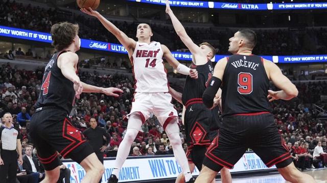 Herro scores 38 as Heat dominate Bulls 109-90 to advance in Play-In Tournament