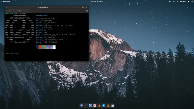 Captura de mi escritorio con ElementaryOS, donde se muestra una ventana de terminal ejecutando Neofetch. También se ve la barra de tareas inferior con ciertas aplicaciones como Vivaldi Browser, aMule...
