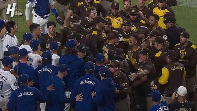 Dodgers & Padres GET INTO IT After Fernando Tatis Jr. Gets Hit by Pitch 🔥