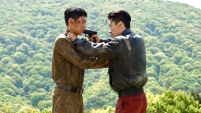 イ・ジェフンvsク・ギョファンは決死の脱走兵と愛憎に狂う追跡者／映画『脱走』メイキング映像