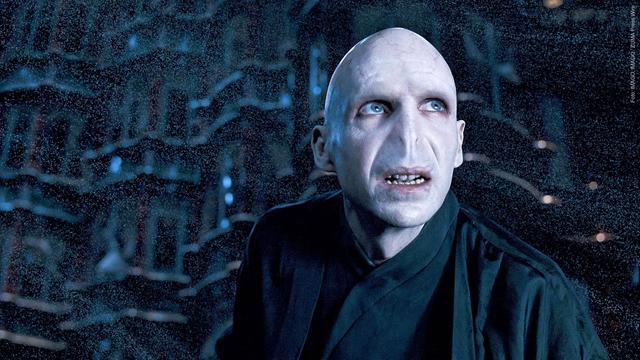 Voldemort, der düstere Gegenspieler von Harry Potter. Schauspieler Ralph Fiennes hat jetzt ein Geheimnis verraten. (Foto: IMAGO, IMAGO / ZUMA Press Wire)