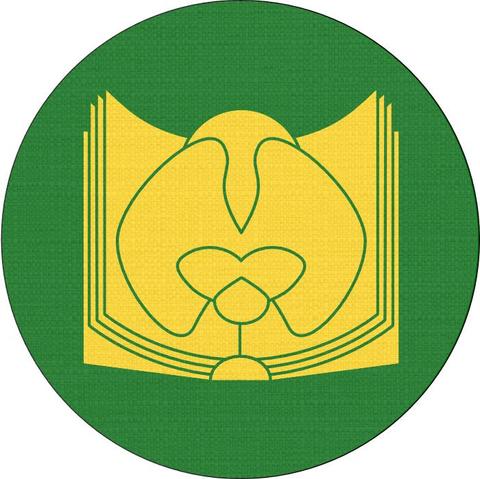 Ein Wappen, das eine stilisierte goldene Orchideenblüte über einem goldenen Buch auf dunkelgrünem Grund zeigt.