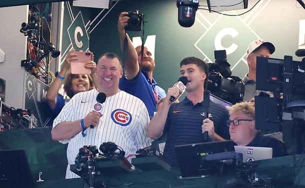 Illinois football bonds with Chicago at Illini Night at Wrigley Field