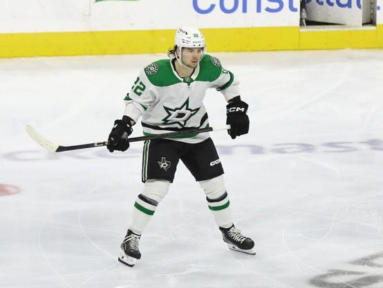Dallas Stars Sign Mavrik Bourque & Nils Lundkvist to Contract Extensions - The Hockey Writers - Dallas Stars