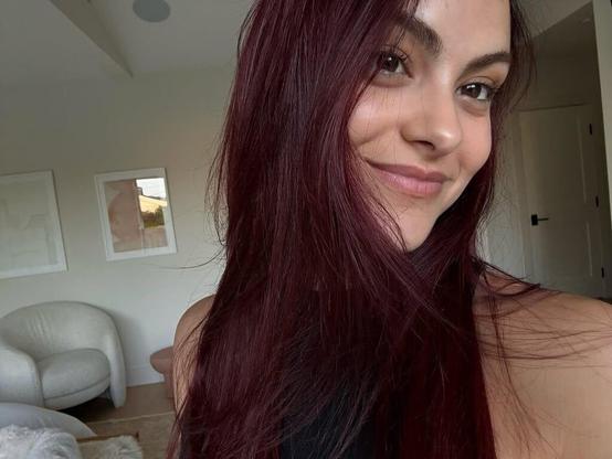 Camila Mendes