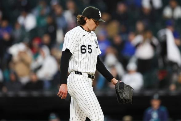 Chicago White Sox put Davis Martin on IL with forearm strain