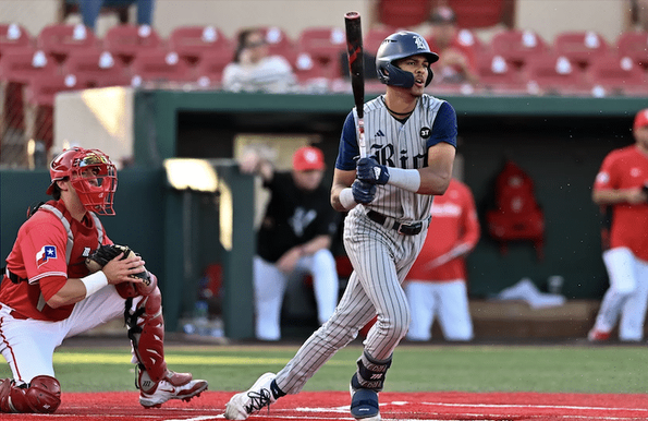 Tennessee Baseball Hosts Pair Of Two-Way Players On Visits