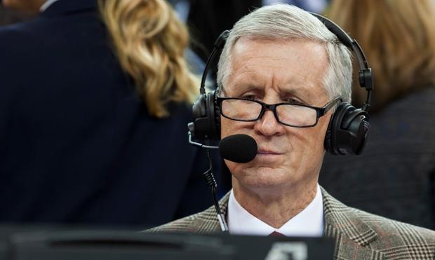 Fans unhappy with Mike Breen call of big Pascal Siakam dunk