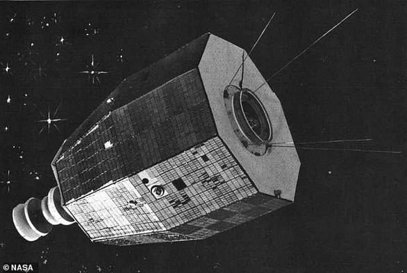 Dead NASA satellite inexplicably comes back to life to fire huge pulse that lit up the sky