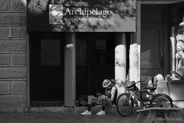 Reading on the street in Portland, Maine

Street photography  in B&W