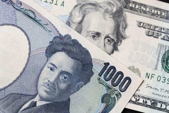 【日本市況】円は145円台前半に上昇、ＣＰＩ上振れ－株式は下落 - Bloomberg