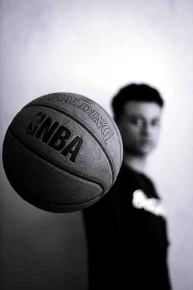 Giannis Antetokounmpo Eyes Greatness with Bucks 2025