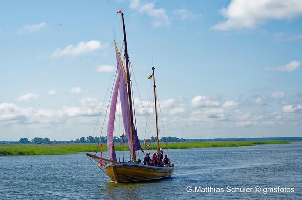 Zeesenboot im Zingster Strom Darss