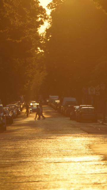 Jetzt mit Leuten auf der Straße