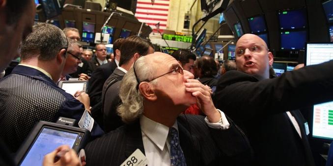 Stock Market Crash: Strategist Says 25% Drop, Recession Still Base Case