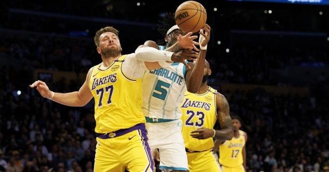 Luka Doncic struggles as lackluster Lakers lose to Charlotte