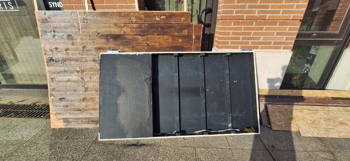 metal et bois à donner