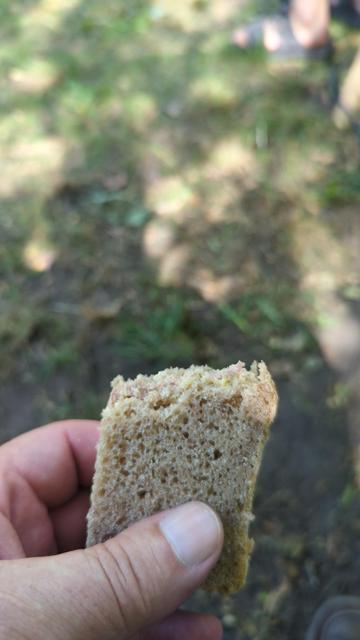 Klappstulle abgebissen in meiner Hand