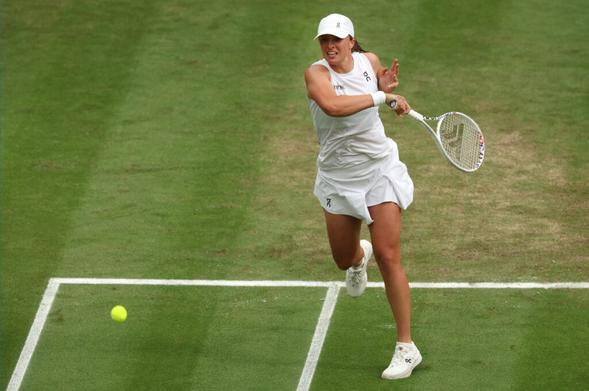 Swiatek back on grass; rematch of 2024 final in first round