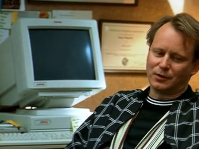 Dr. Sean Maguire as a Compaq Prolinea in his office in "Good Will Hunting".