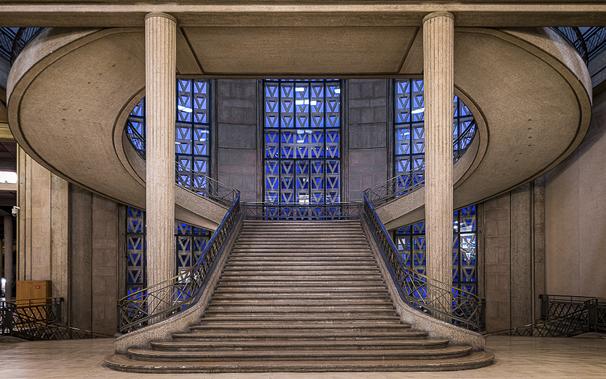 Monumental staircase made or armed concrete at the Economic and Social Committee in Paris, by architect Auguste Perret.